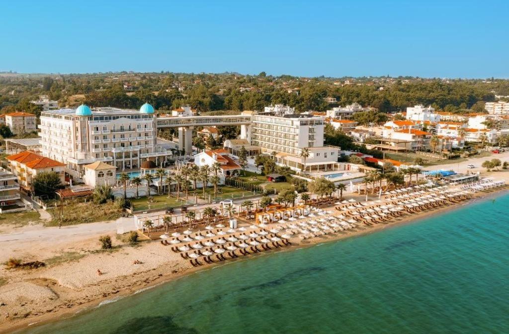 Santa Beach Hotel Agía Triás Exterior foto