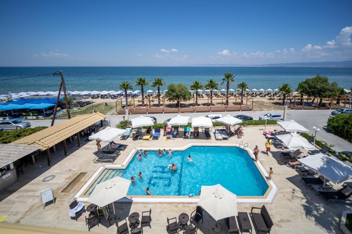 Santa Beach Hotel Agía Triás Exterior foto