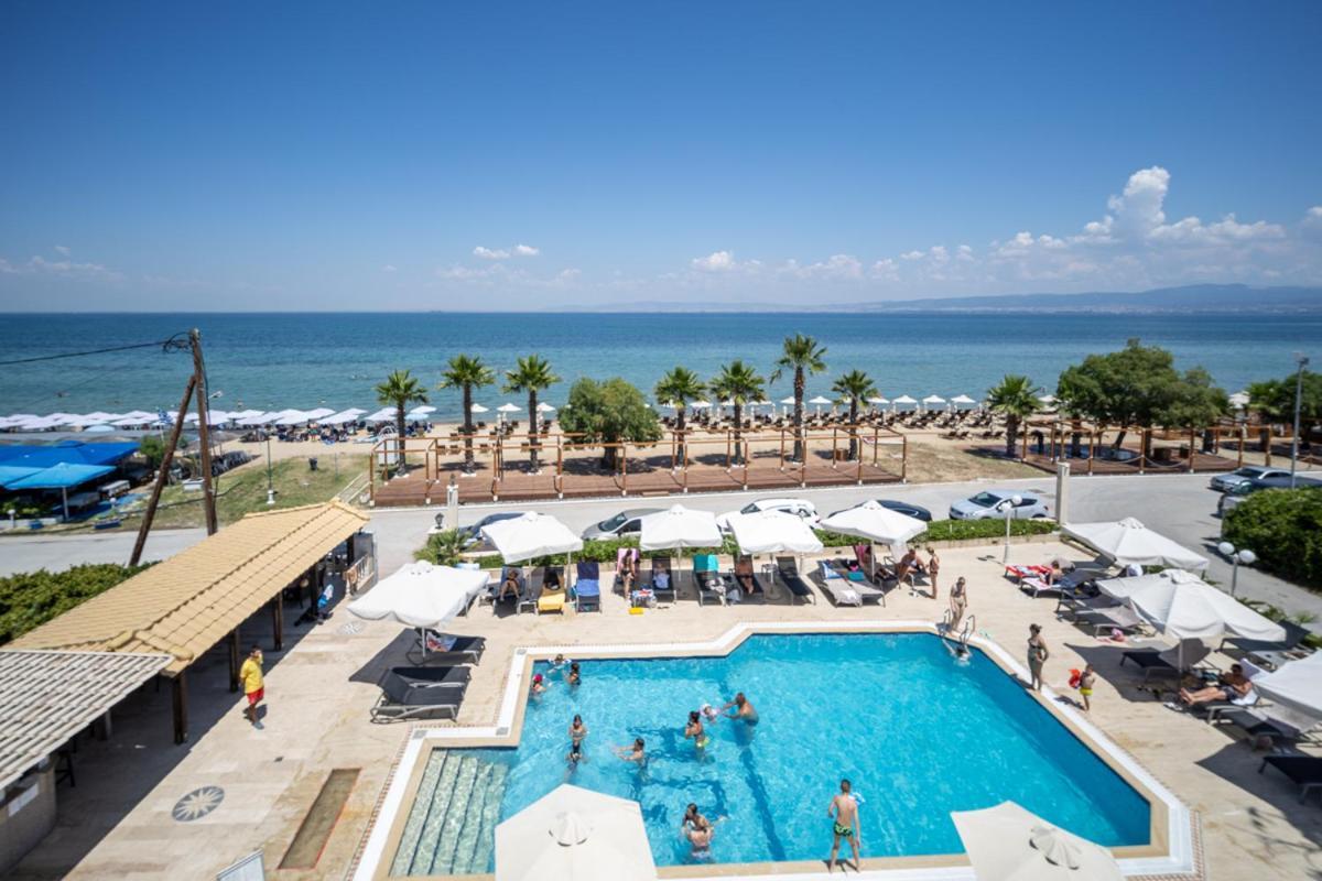 Santa Beach Hotel Agía Triás Exterior foto